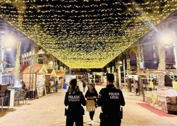 La Policía Local de Benidorm activa la campaña ‘Navidad segura’