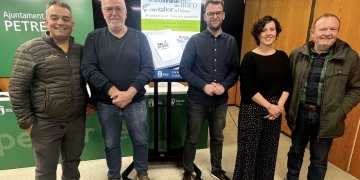 Cultura lanza la segunda edición del libro «Bon Profit, Petrer»