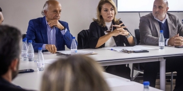 Susana Camarero anuncia la próxima licitación de tres parcelas en Sant Joan d’Alacant en las que se construirán más de 100 viviendas de protección pública