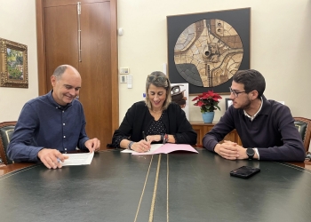 El Ayuntamiento firma el convenio con el Club Atletismo Marathon para seguir apoyando la San Silvestre Crevillentina