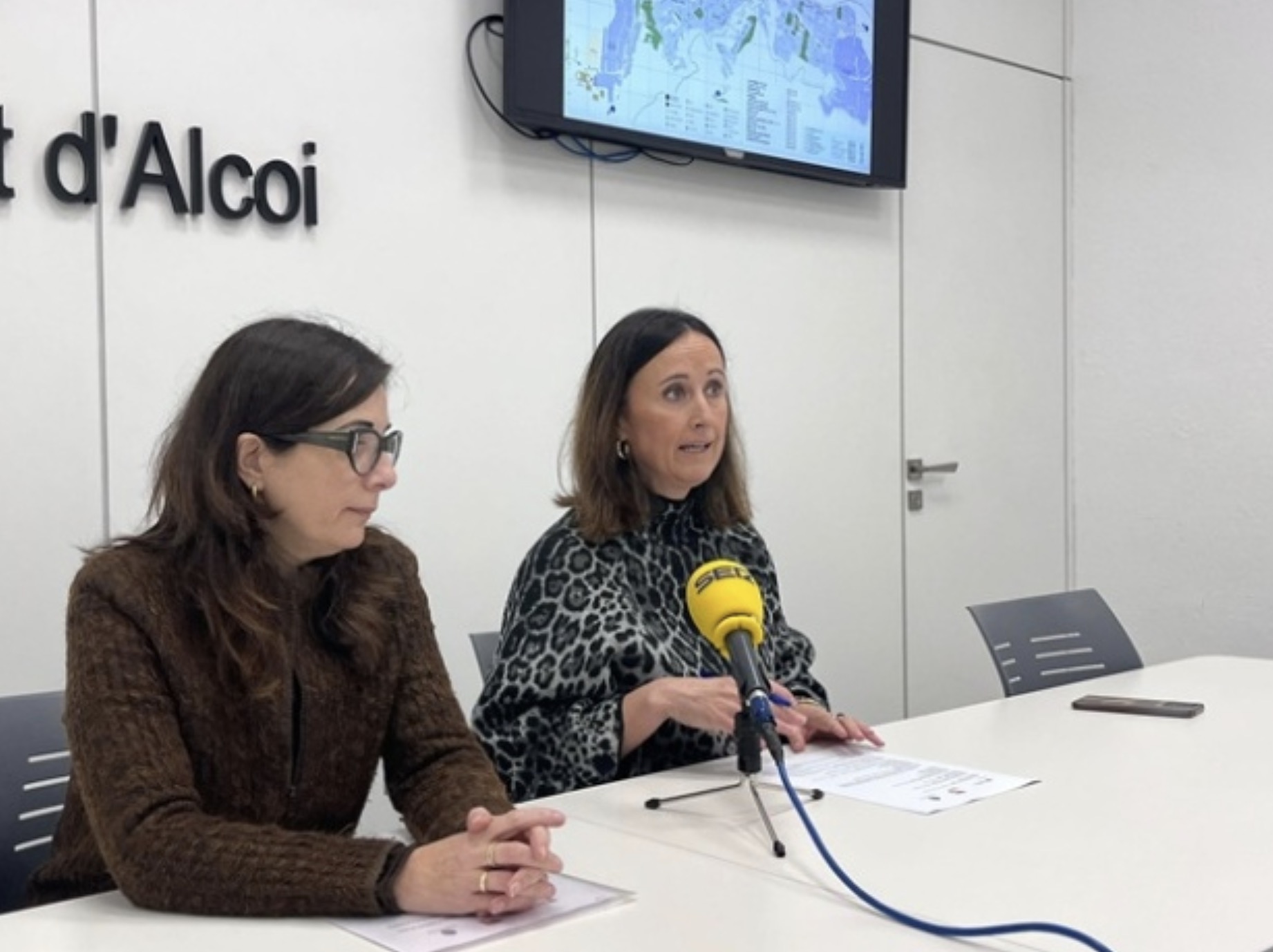Alcoy reorganiza el área de Servicios Sociales para equilibrar la atención y mejorar la eficiencia del servicio