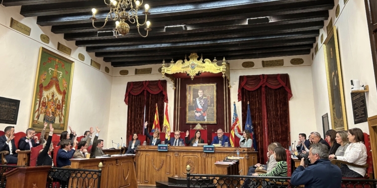 El pleno aprueba el presupuesto municipal de 2026, el más alto e inversor de la historia