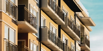 La Generalitat licita tres parcelas en Sant Joan d´Alacant para la construcción de más de un centenar de viviendas de protección pública