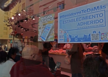 Benidorm aprueba el pago de la primera remesa de bonos consumo por valor de 351.690 euros