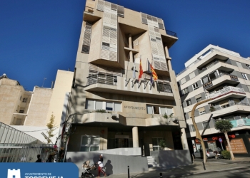 Torrevieja impulsa el estudio de la futura ciudad administrativa junto a la Universidad Politécnica de Madrid