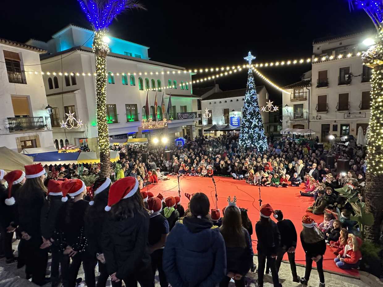 Los Reyes Magos encabezan la Navidad multicultural de La Nucía