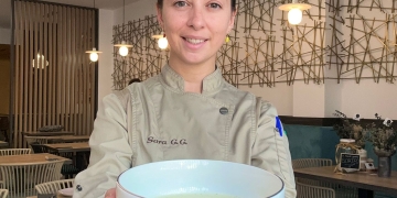 «Hay tradiciones que no deberían perderse, como comer pelotas en Navidad»