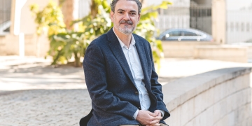 «Lo que presupuesta la Diputación y no ejecuta va directamente al banco»