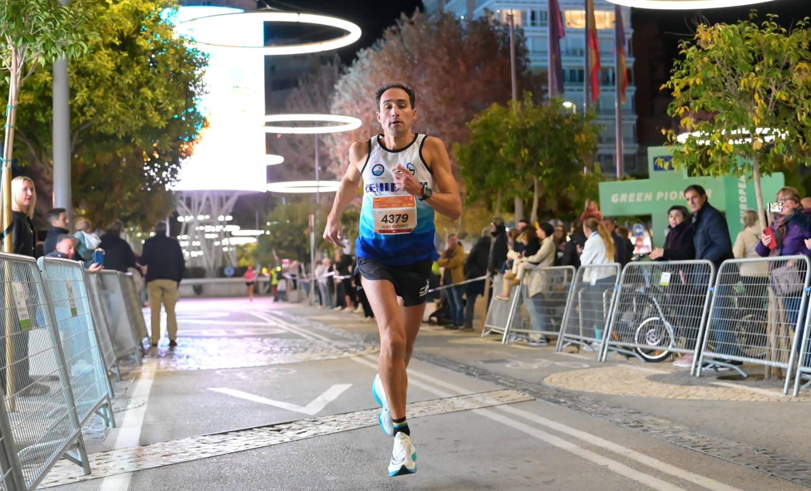 «En toda mi carrera deportiva ya he acumulado algunas vueltas al mundo»