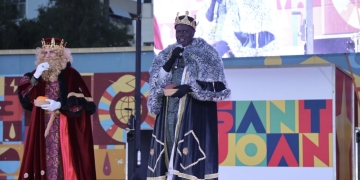 Los Reyes Magos volverán a entregar en mano regalos a los niños y niñas de Sant Joan al acabar la Cabalgata