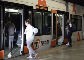 Uno de cada cuatro usuarios de TRAM d’Alacant prefiere desplazarse con el metropolitano a pesar de poseer vehículo propio