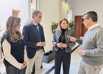 La Generalitat concede las primeras ayudas directas por un total de 300.000 euros para la compra de vivienda a 32 familias afectadas por la dana