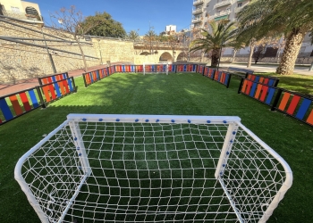 El Ayuntamiento finaliza la renovación del parque infantil del Huerto de los Datileros