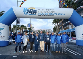 Santa Pola reúne a 8.000 corredores en la 34ª Mitja Marató Internacional  Fecha:  18/01/2026