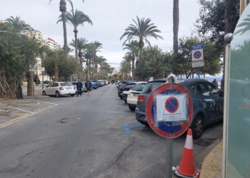 Alicante cierra de martes a viernes el parking del Paseo de Gómiz por obras de saneamiento