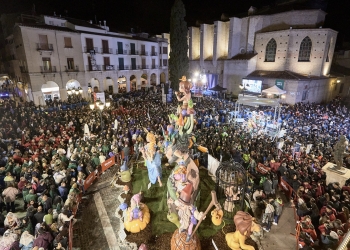 Adrià Vila: ‘Las Fallas son una expresión cultural y de tradición y también un motor económico importantísimo para Gandia’