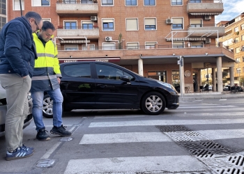 Petrer amplía la red de pasos de peatones inteligentes en las avenidas de Madrid y Reina Sofía