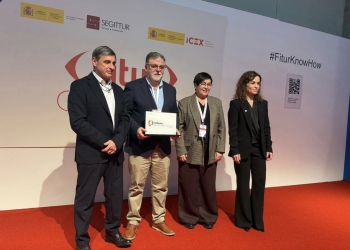 Villena recibe en FITUR el distintivo de adhesión al programa Destino Turístico Inteligente