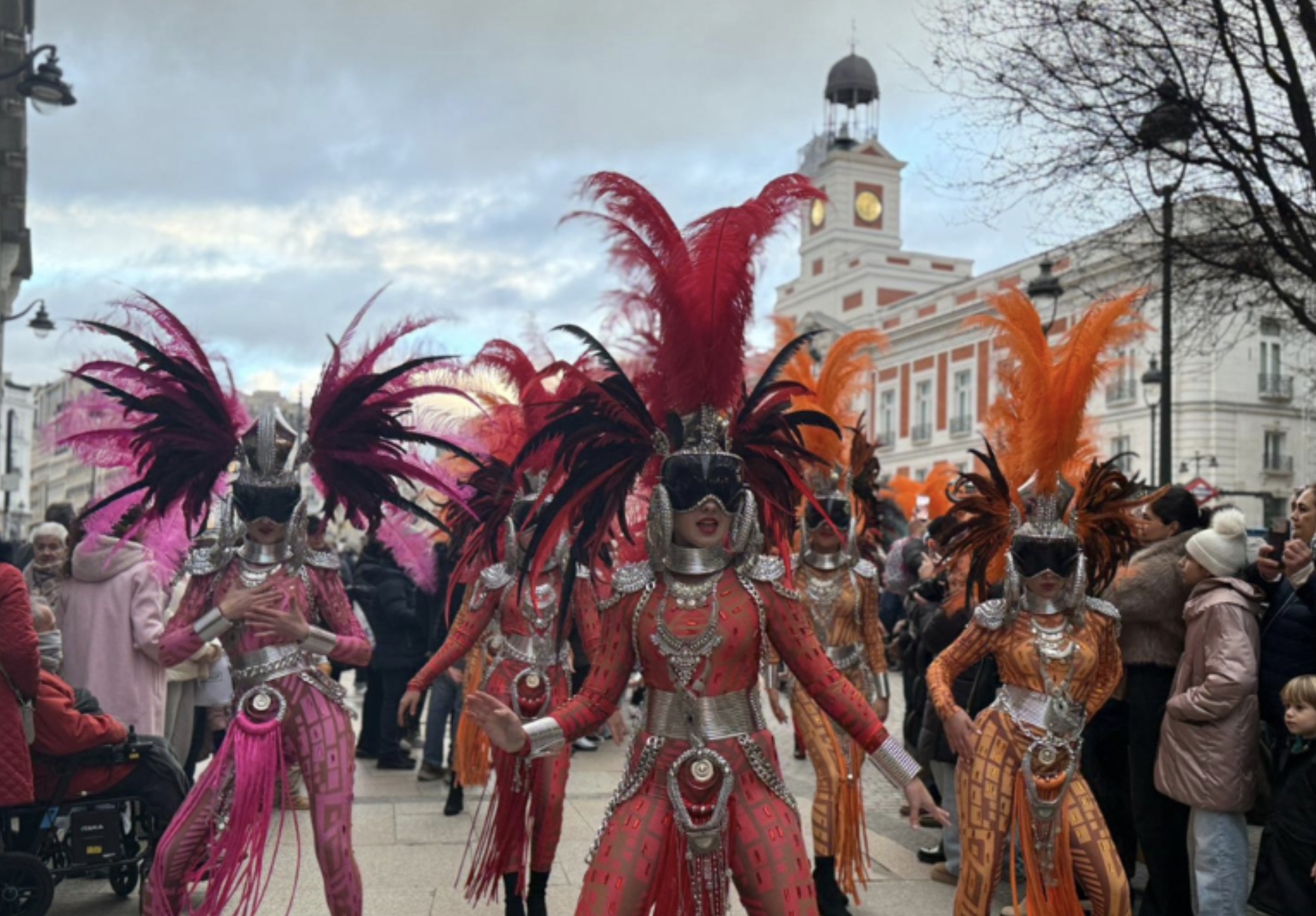 El Carnaval de Torrevieja se luce en el centro de Madrid