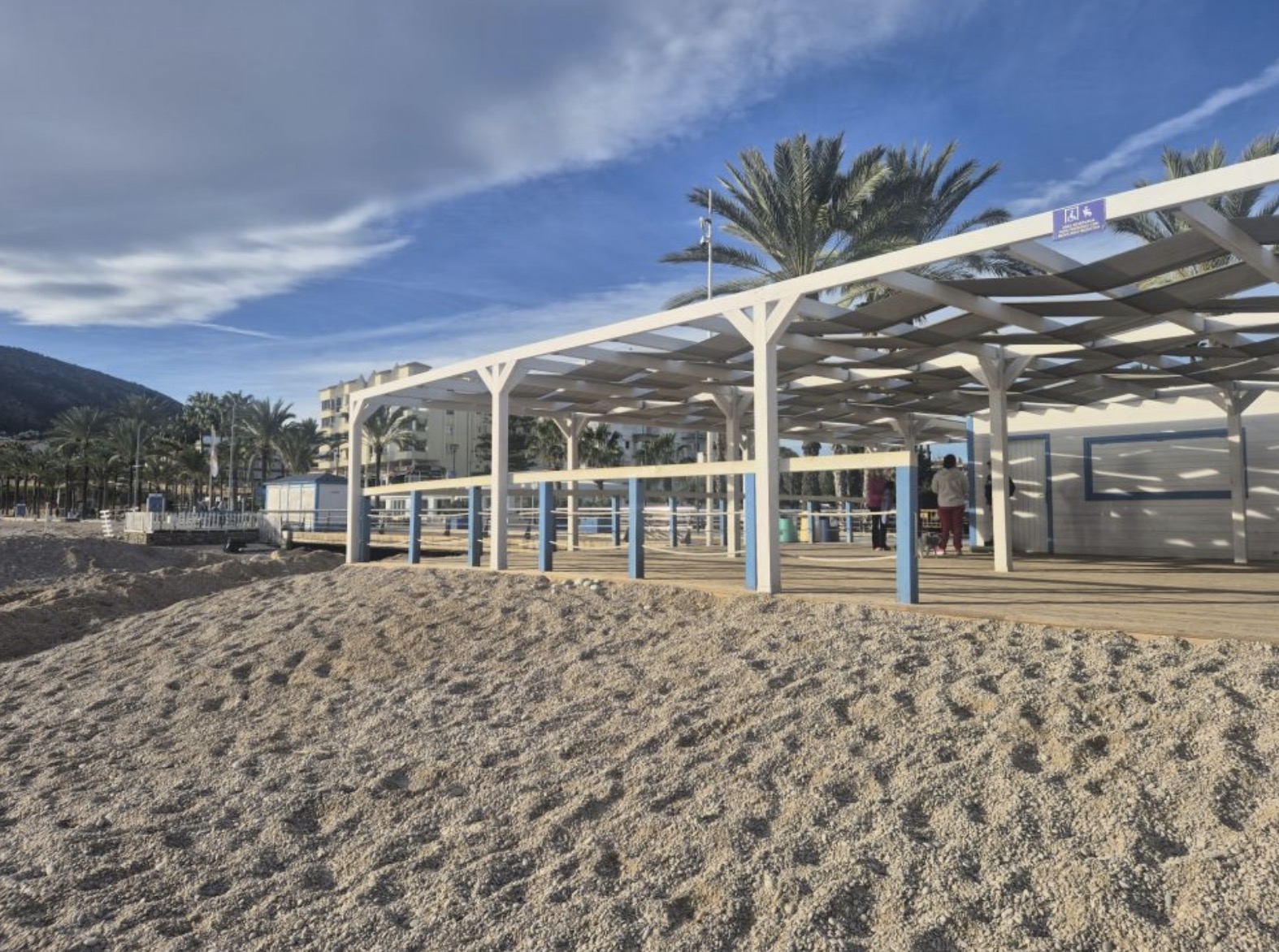 Normalidad en la playa del Racó de l’Albir tras el último temporal