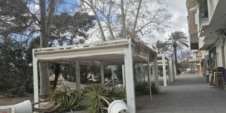 El Ayuntamiento de Villena pide extremar las precauciones ante las fuertes rachas de viento