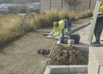 El último año se han invertido cerca de 300.000 euros en los polígonos de La Beniata y El Castellar