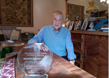 «Es un honor que hayan pensado en mí para nombrar al campo de fútbol»