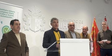 El Ayuntamiento mejora el mantenimiento en Orihuela Costa con nuevos canales para comunicar incidencias