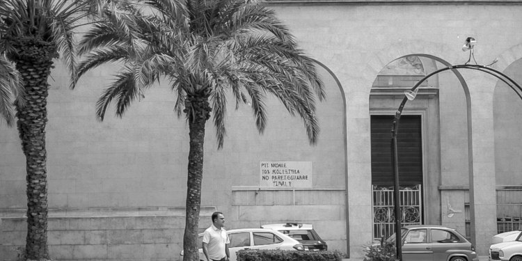 El Archivo difunde fotografías históricas de la calle Pósito y Plaza de la Constitución
