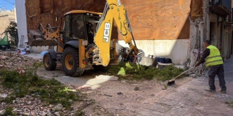 Alcoy asume de forma subsidiaria el derribo y adecuación del solar de la calle Sant Francesc 50