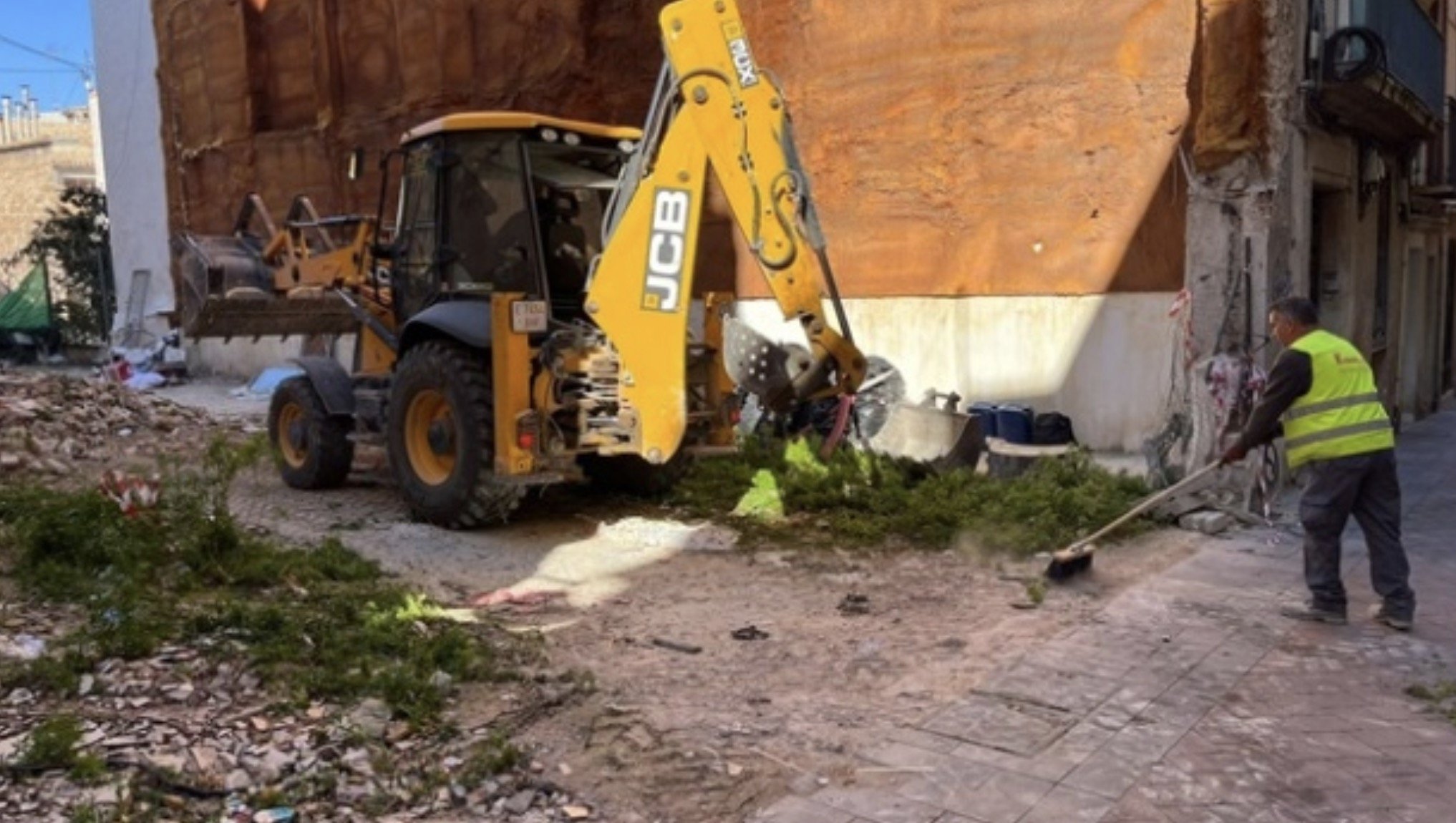 Alcoy asume de forma subsidiaria el derribo y adecuación del solar de la calle Sant Francesc 50
