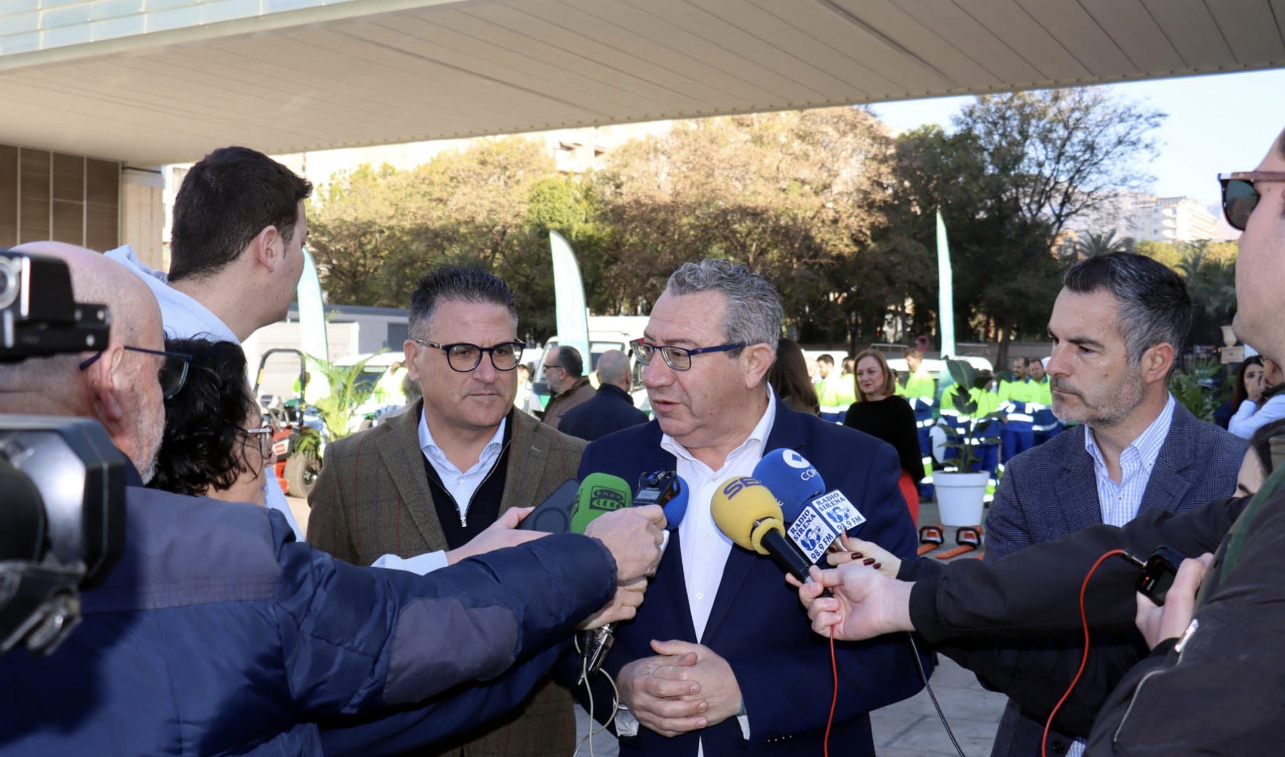 El nuevo contrato de parques y jardines de Benidorm aumentará un 30% la superficie verde y será más sostenible y adaptado al futuro