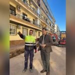 El alcalde de Alfafar, Juan Ramón Adsuara, supervisando los trabajos de recuperación del municipio.