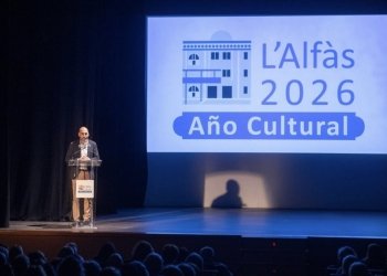 Más de 400 personas asisten a la presentación del proyecto ‘L’Alfàs 2026. Año Cultural’