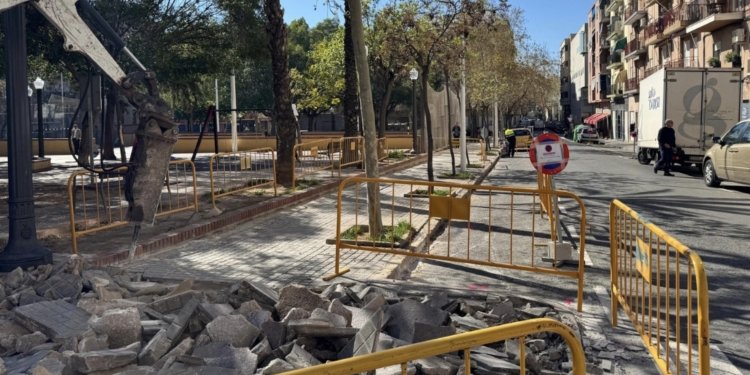 Elche inicia los trabajos de renovación y modernización del Parque 9 de octubre